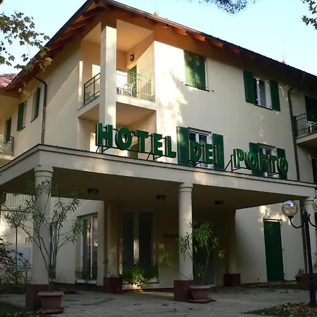 Del Porto Hotel Balatonfoeldvar * Balatonföldvár