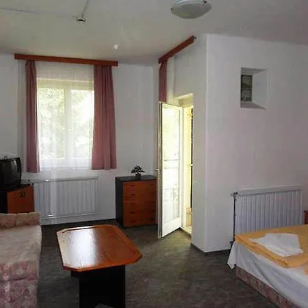Del Porto Hotel Balatonfoeldvar Hotel *